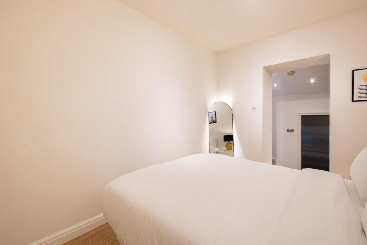 Appartamento Welcoming Flat With Sauna - Paddington *